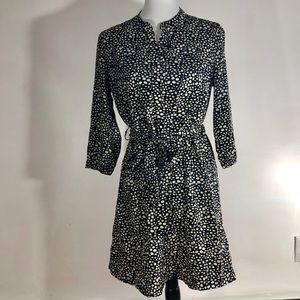 Forever 21 black and white patterned shirt dress